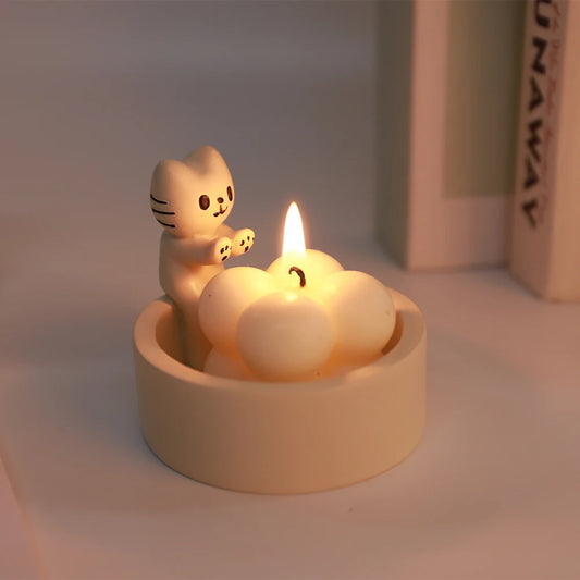 Kitten Aromatherapy Candlestick Resin Decorative Cat Candle Holder