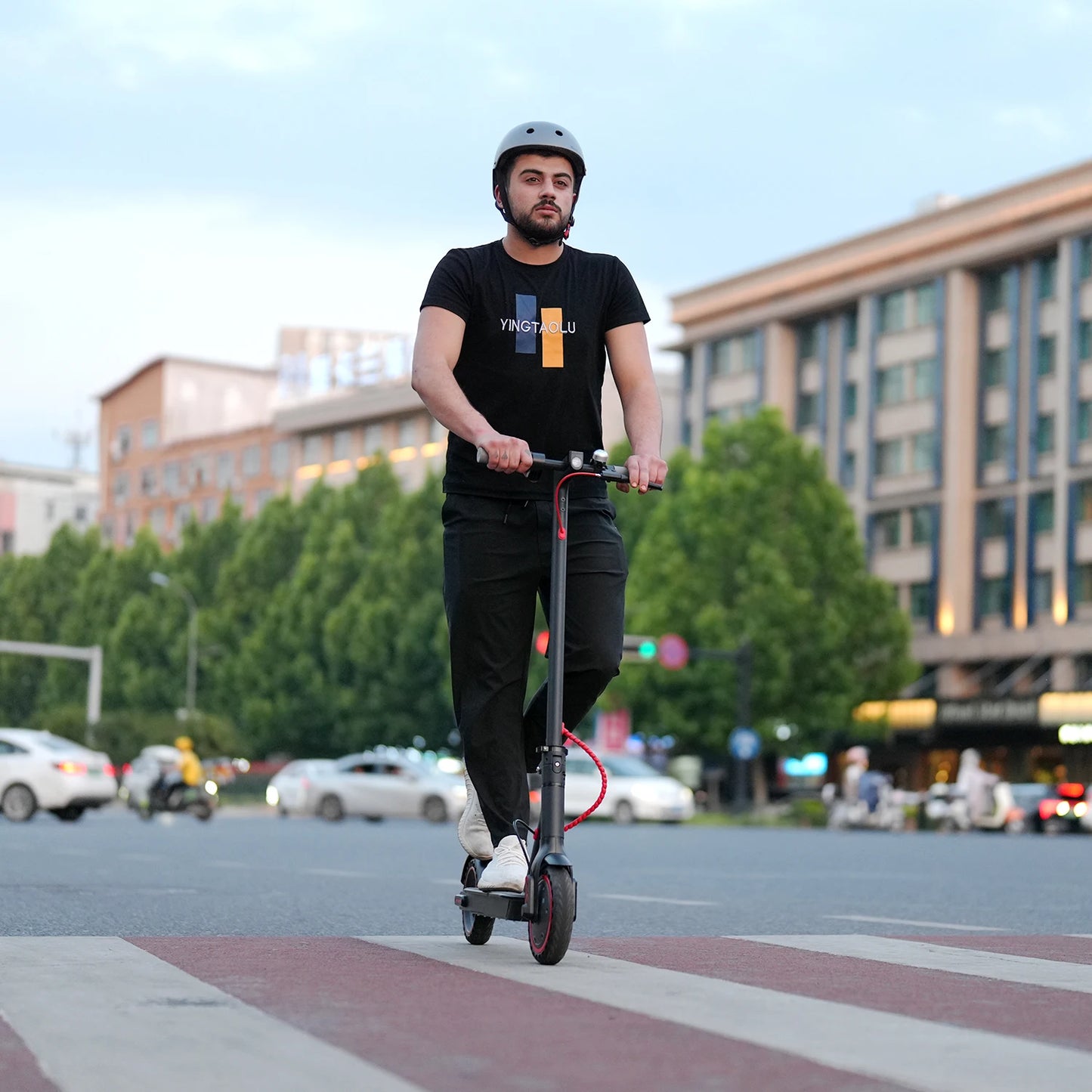 HEZZO 36v 350W 10.4Ah 15.6MPH Electric Scooter Adult